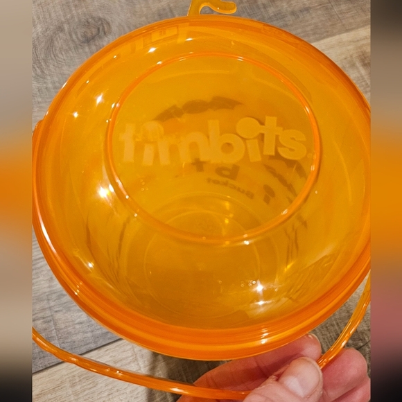 Timbits Halloween bucket - Picture 2 of 4